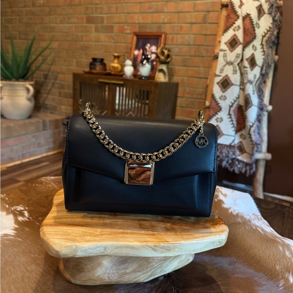MICHAEL Michael Kors Black Crossbody Bag with Gold Chain New Without Tags